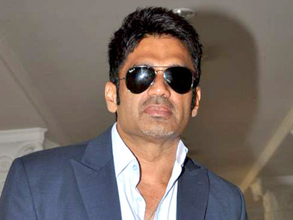 suniel shetty visits roshan tanejas academy 6