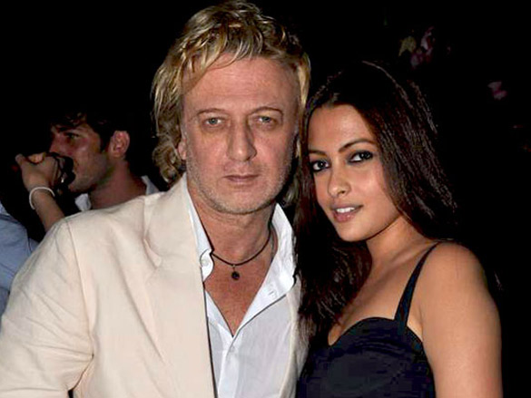 rohit bals birthday bash at veda 4