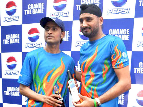 harbhajan singhs pepsi promotional event change the game 4