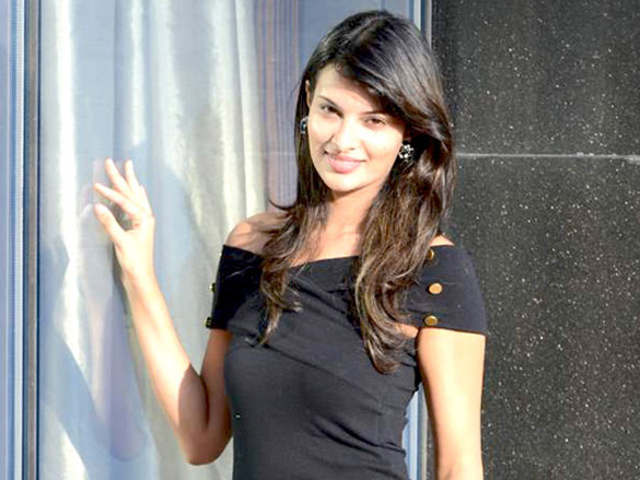 sayali bhagat launches mtnl bharat berry services 4