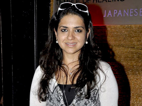 zeenat aman tanisha and udita at areopagus spa launch 21