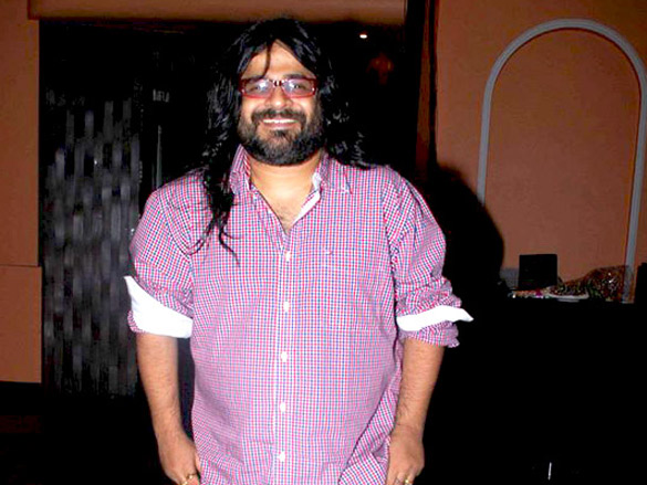 vivek sohail and shiney grace politician vasant davkhareys birthday bash 9