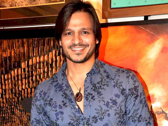 vivek oberoi at cpaa art exhibition 9