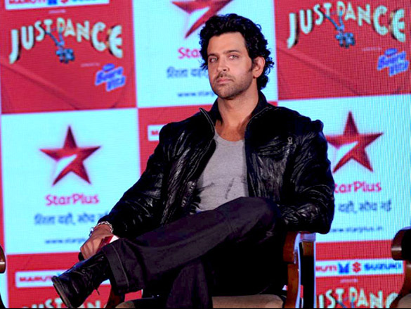 hrithik at press meet of just dance 6
