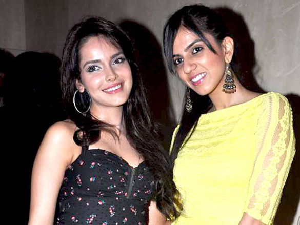 mugdha godse at cafe mangii launch hosted by nishka lulla 5