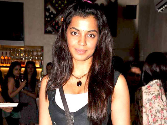 mugdha godse at cafe mangii launch hosted by nishka lulla 6
