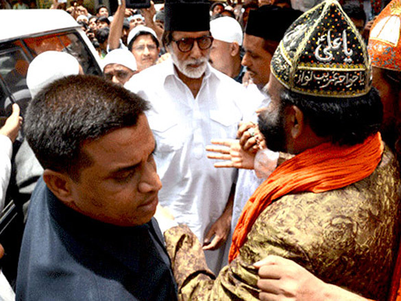 amitabh bachchan visits ajmer shariff 2