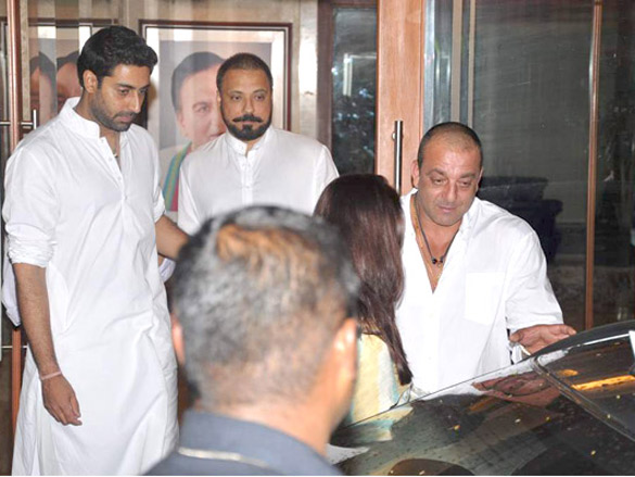 aishwarya and abhishek snapped at sanjay dutts home 3
