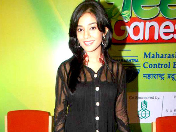 amrita rao at the launch of times green ganesha 8