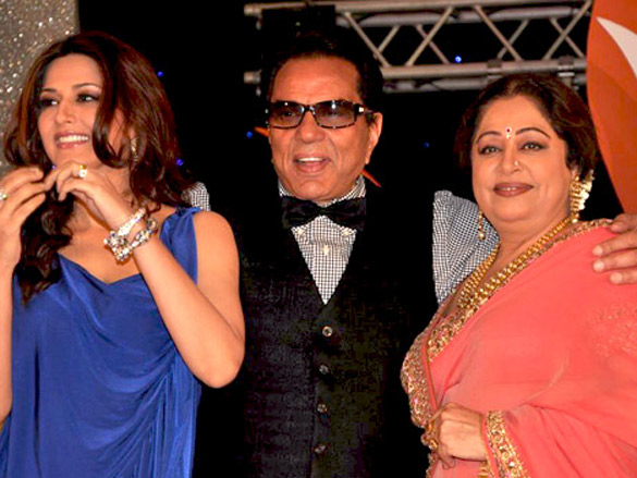 dharmendra sonali and kirron at indias got talent season 3 launch 6