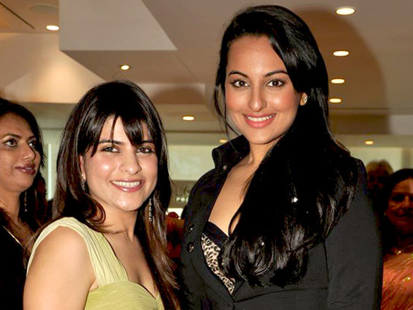 sonakshi sinha inaugurates rasi spa 5