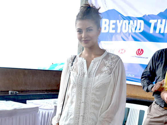 jacqueline flags off bike expedition to build back better in leh 4
