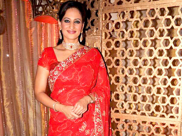 rakshanda khan at ghazal festival khazana 2