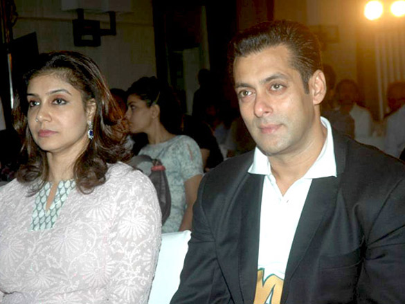 salman khan at ccl 2011 press conference 8
