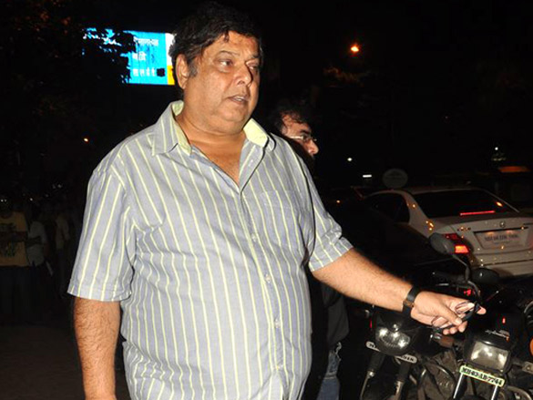 padmini kolhapure celebrates wedding anniversary 8