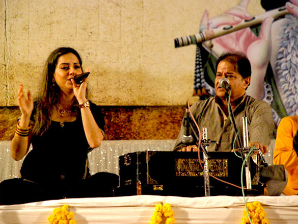 anup jalota and preeti bhalla at the kyc khopol young couples event 3