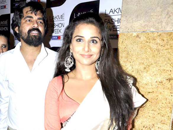 vidya balan graces sabyasachis show at lakme fashion week 2011 day 3 3