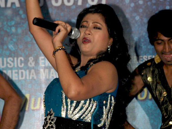 launch of mona roys album mumbai chi porgi mona 14