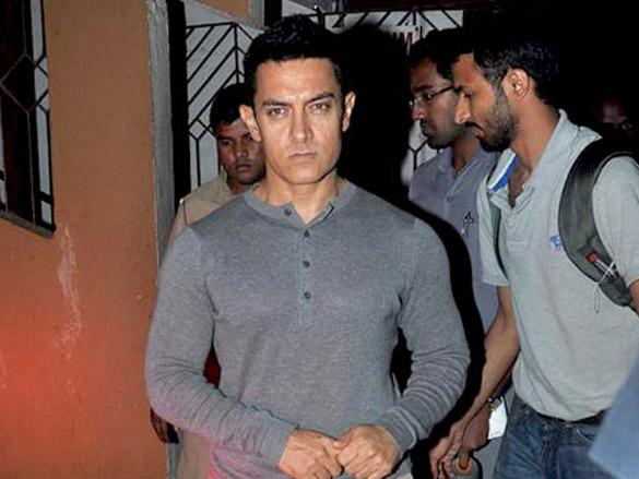 aamir khan karan and gauri at shankar ehsaan loys 15 years celebrations 31