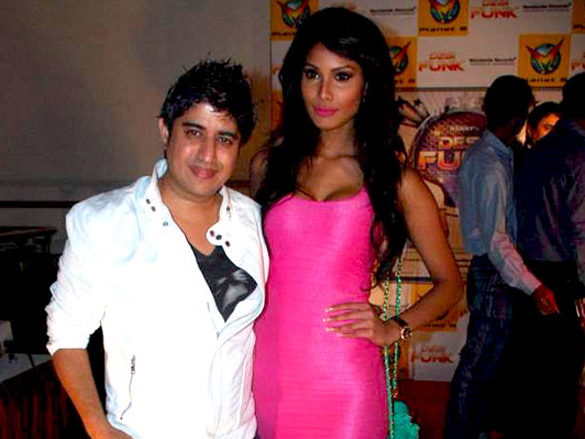 nicole faria at harry anands desi funk album launch 6