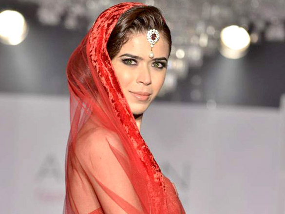 leading models at avons fashion show 4