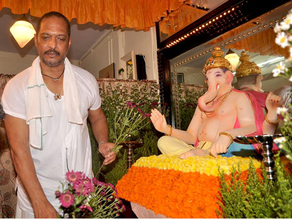 nana patekar at ganesha darshan 5