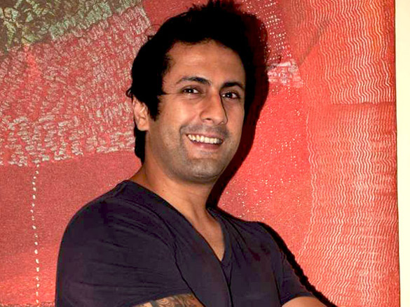 celebs at the jw marriotts art showcase 6