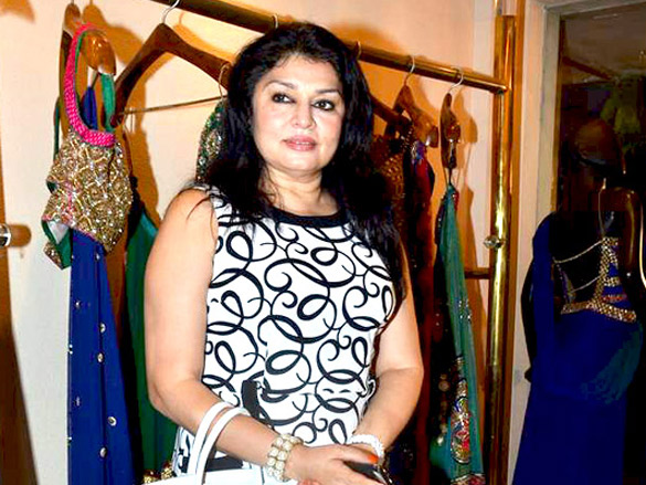 sagarika ghatge unveils new collection by designer nisha sagar 12