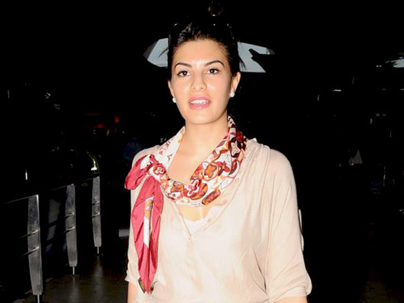 jacqueline fernandez returns from dubai shoot 4