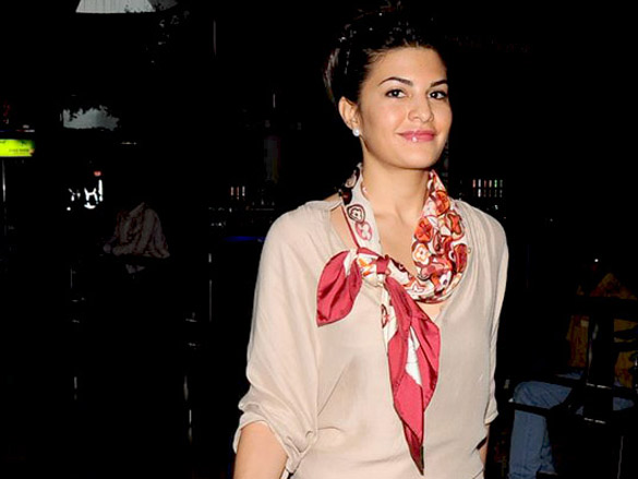 jacqueline fernandez returns from dubai shoot 5