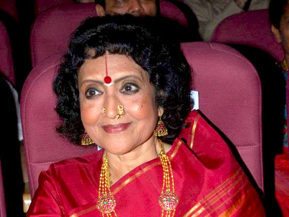 hema malini at vyjayantimala bali tribute concert 8