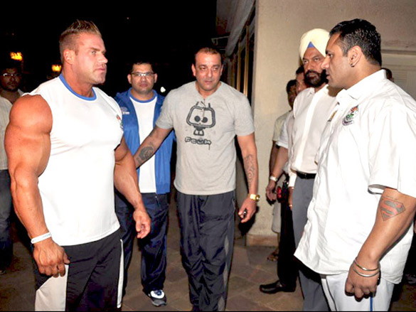 sanjay dutt meets sheru classic bodybuilding contestants 9
