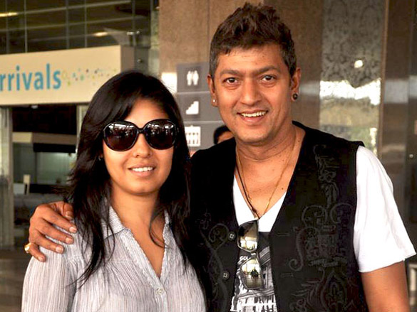 priyanka and sophie arrive back from gima awards 2011 5