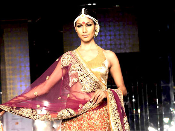 neil walks for vikram phadnis at aamby valley city india bridal week 2011 7
