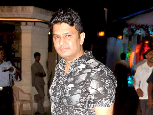 amitabh ajay and ranbir at sanjay dutts mata ki chowki 28