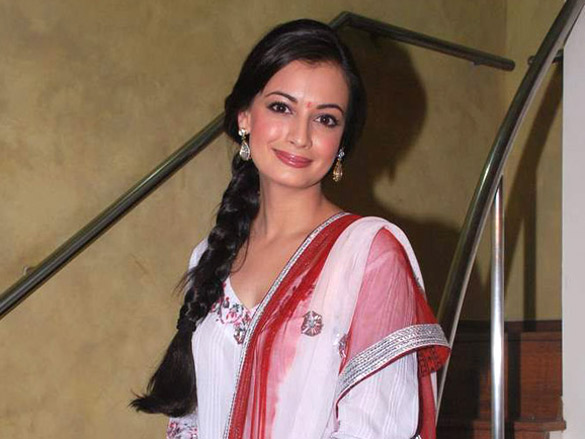 dia mirza at golecha jewellers store for diwali collection launch 11