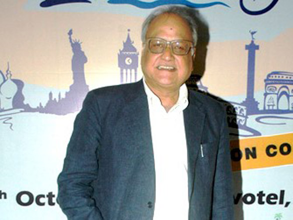 t p aggarwal inaugurates locations exhibition 2011 7