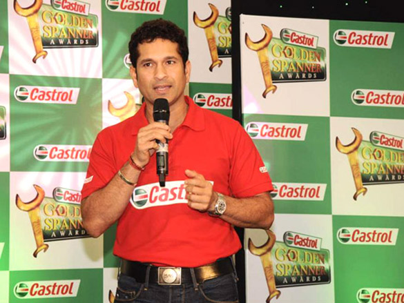 sachin at castrol golden spanner awards 3