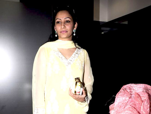 david dhawan inaugurates ameesha patels production office 9