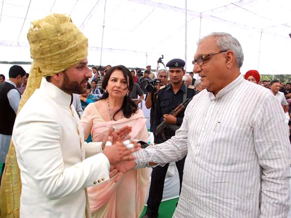 saif crowned as nawab of pataudi 4