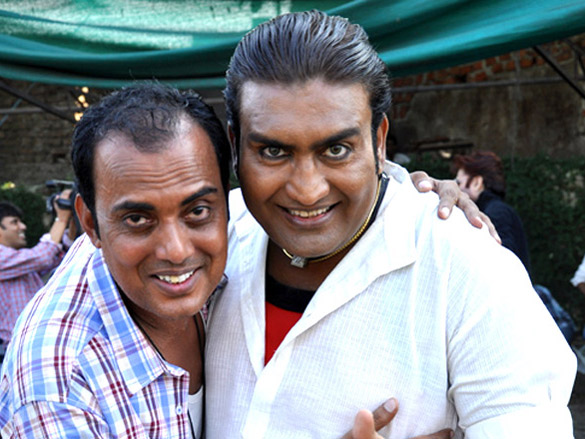 on the sets of dal mein kuch kala hai 19