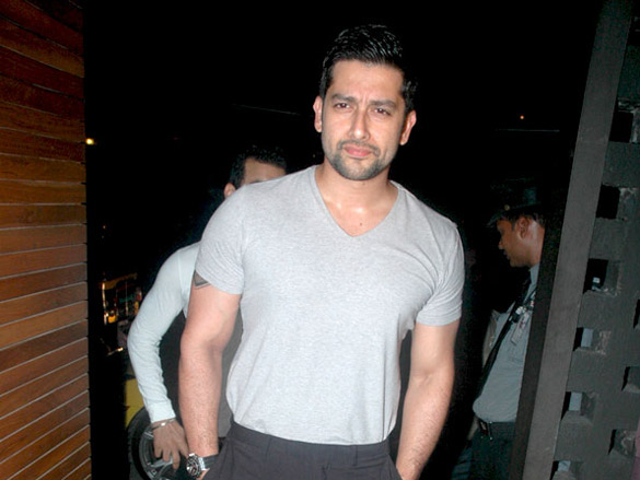 launch party of vijay galanis le monde 6