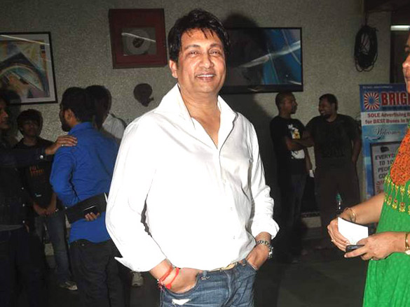 sonu nigam and other musicians at virgil donati concert 8