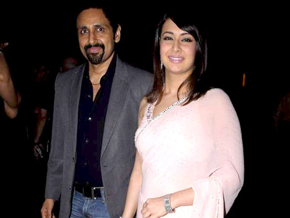 srk sanjay dutt and many others at rajiv shuklas bash 22