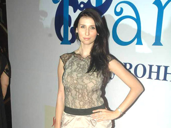 rohhit vermas birthday bash with fashion show hare 10