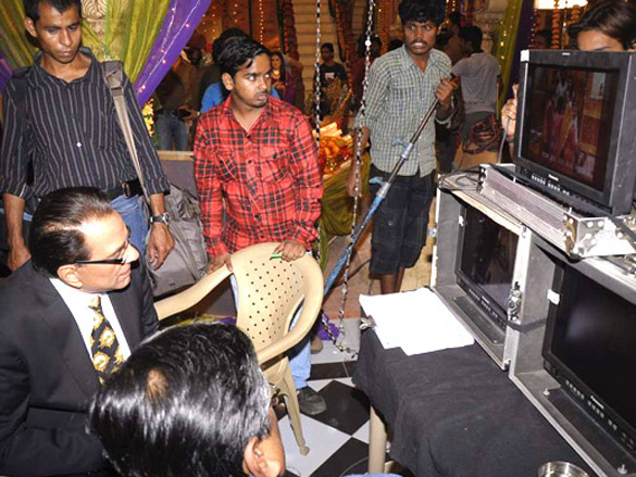 dharmendra on the sets of tv serial sabke sapne saware preeto 8