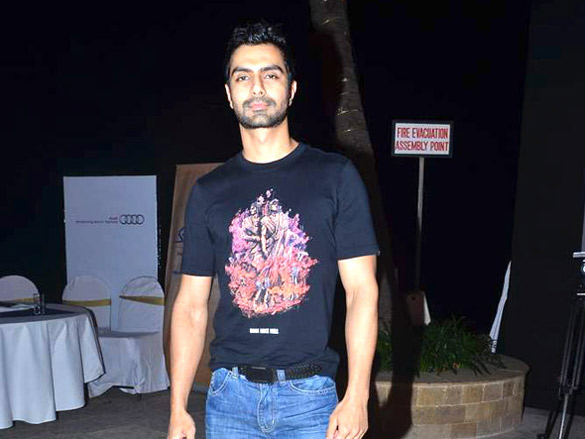 mandira bedi and tulip judge gold gyms fit n fab 12
