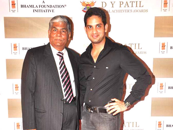 salman and deepika at dy patil annual achievers awards 18