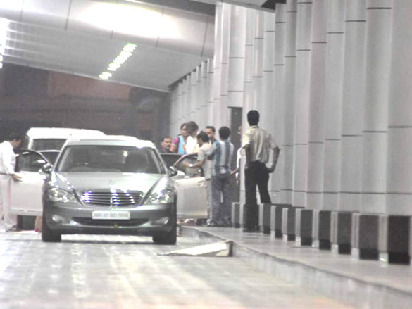 big b visits aishwarya at the hospital 3