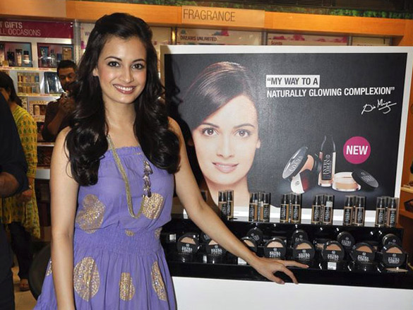 dia mirza announced as bodyshop brand ambassador 6